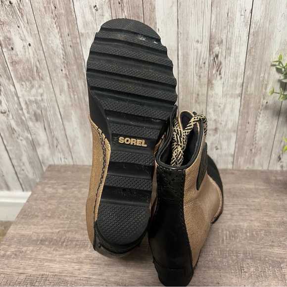 Sorel PDX Wedge Tan and Black Lace Up Boots 6.5 - Picture 5 of 6